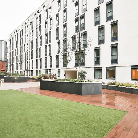 Sterling Court In Wembley Лондон Екстер'єр фото