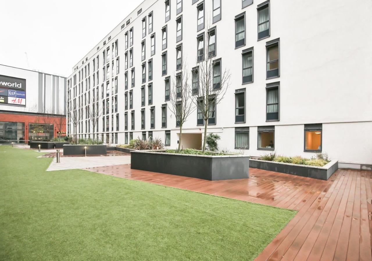 Sterling Court In Wembley Лондон Екстер'єр фото