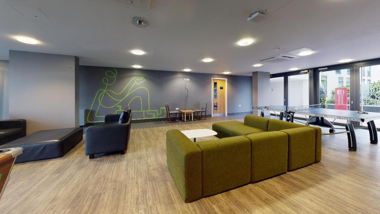 Sterling Court In Wembley Лондон Екстер'єр фото